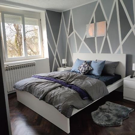 Apartman M&M'S Apartment Karlovac Exterior foto
